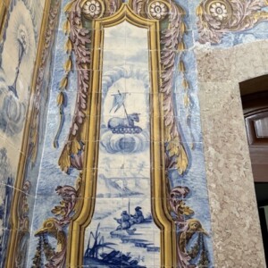 Disse o Senhor a Moisés: "Tenho visto que este povo é um povo obstinado.